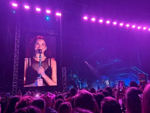 Dua Lipa u Areni Pula 2024.