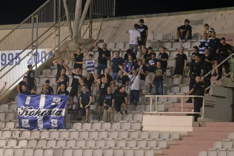 Split, 31.8.2024.- Utakmica 5. kola HNL-a Hajduk - Osijek na stadionu Poljud. Na slici navija?i Osijeka. foto HINA/ Mario STRMOTI?/ ua