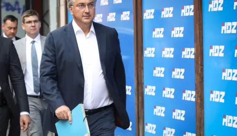 Zagreb, 03.09.2024. - Doalzak članova HDZ-a na sjednicu predsjedni&scaron;tva stranke. Na fotografiji Andrej Plenković.foto HINA/ Admir BULJUBA&Scaron;IĆ/ abu
