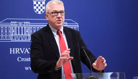 Zagreb, 08.03.2019 - Konferencija za novinare predsjednika Odbora za unutarnju politiku i nacionalnu sigurnost Hrvatskoga sabora Ranka Ostojića na temu "Policijsko postupanje prema novinarki Đurđici Klancir". Na fotgrafiji Ranko Ostojić.foto HINA/ Admir BULJUBAŠIĆ/ abu