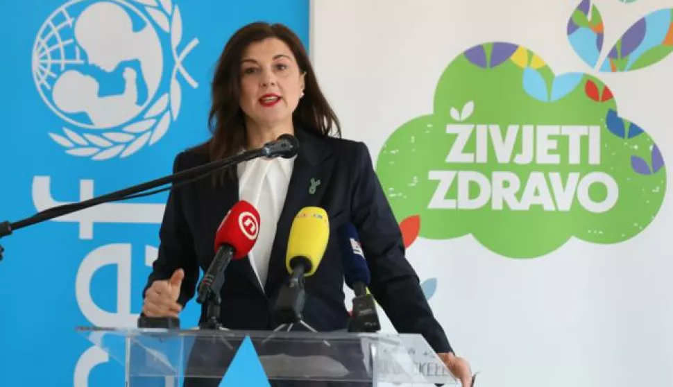 Zagreb, 07.06.2022. - Najava ovogodišnje izdanja UNICEF-ove humanitarne utrke Mliječna staza. Ove godine, UNICEF će Mliječnom stazom podržati standardizirani program mentalnozdravstvenog opismenjavanja učitelja i nastavnika PoMoZi Da, koji provodi Hrvatski zavod za javno zdravstvo uz podršku Agencije za odgoj i obrazovanje. Na fotografiji Sanja Musić Milanović.foto HINA/ Admir BULJUBAŠIĆ/ abu