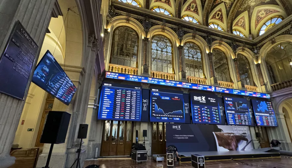 epa11588839 General view of the Stock Exchange Market in Madrid, Spain, 06 September 2024. Index IBEX 35 rose by 0.27 percent at the opening of the trading day to reach 11,242.7 points. EPA/ANA BORNAY