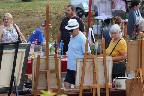 Osijek, 07. 09. 2024, Park Kralja Držislava. Sajam antikviteta.snimio GOJKO MITIĆ