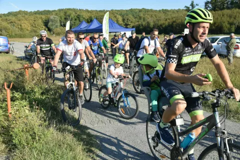 NAŠICE - Biciklijada okupila pedesetak ljubitelja zdravog života i rekreacije, 