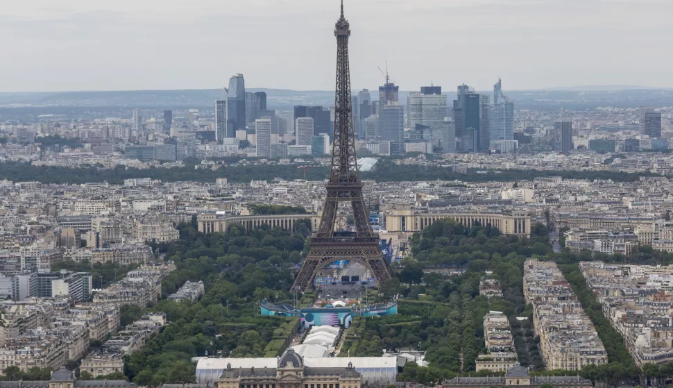 24.07.2024., Pariz, Francuska - Panoramski pogled na Pariz sa Montparnasse nebodera visokog 210m metara. Olimpijske igre Pariz 2024. svecano se otvaraju sutra 26. srpnja i traju do 11. kolovoza 2024. Photo: Igor Kralj/PIXSELL