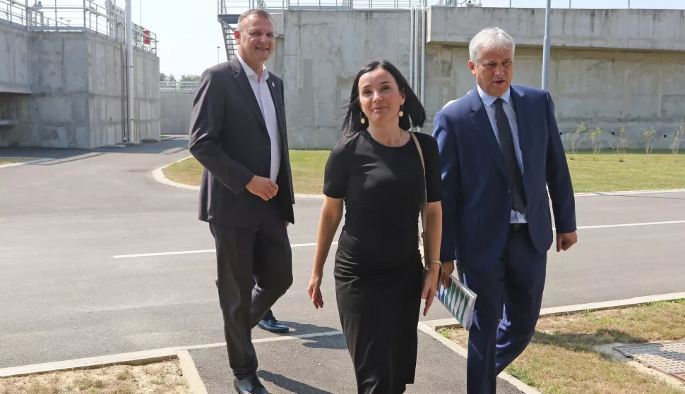 Osijek, 16. 07. 2024, Nemetin 75. Svecano predstavljanje uredjaja za prociscavanje otpadnih voda. Marko Eljuga, Zoran Djurokovic, Mato Lukic, Ivan Radic, Marija Vuckovic...snimio GOJKO MITIĆ