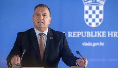 Zagreb, 20.09.2024. - Ministar Vili Bero&scaron; pojasnio je okupljenim novinarima novu regulaciju grijanih duhanskih proizvoda.Na fotografiji Vili Bero&scaron;.foto HINA/ Edvard &Scaron;U&Scaron;AK/ es