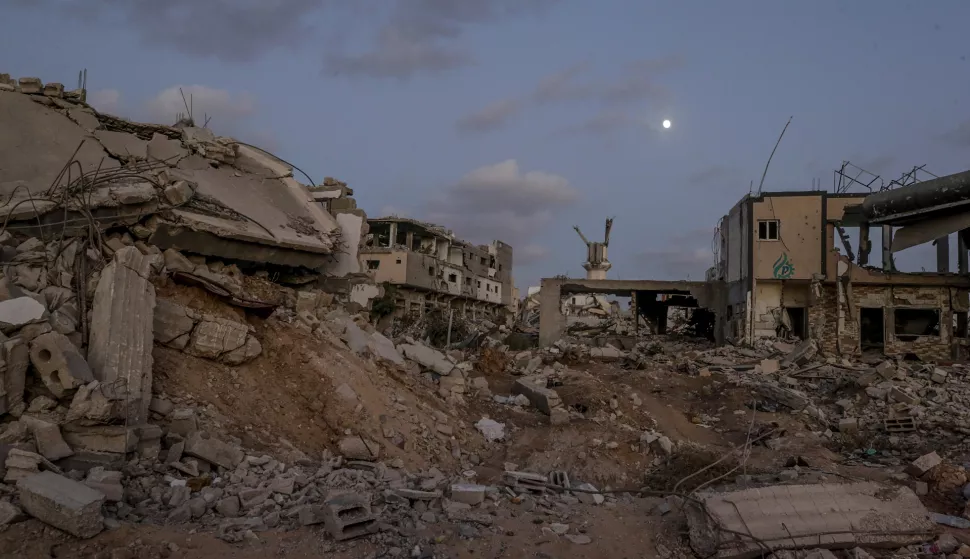 epa11606563 The ruins of a mosque among destroyed buildings in Khan Yunis, southern Gaza Strip, 15 September 2024. According to the UN, at least 1.9 million people (or nine in ten people) across the Gaza Strip are internally displaced, including people who have been repeatedly displaced. Since October 2023, only about 11 percent of the Gaza Strip has not been placed under Israeli-issued evacuation orders, the UN aid coordination office OCHA said. More than 41,000 Palestinians and over 1,400 Israelis have been killed, according to the Palestinian Health Ministry and the Israel Defense Forces (IDF), since Hamas militants launched an attack against Israel from the Gaza Strip on 07 October 2023, and the Israeli operations in Gaza and the West Bank which followed it. EPA/MOHAMMED SABER