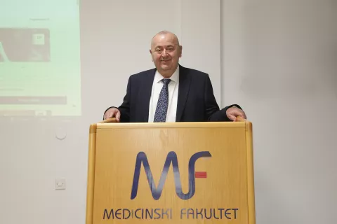 Osijek, 23. 09. 2024., Medicinski fakultet uOsijeku, predstavljanje prvog hrvatskog istraživanja, utjecaj lažnih vijesti na pacijente, Ivica Mihaljević - dekanSNIMIO BRUNO JOBST