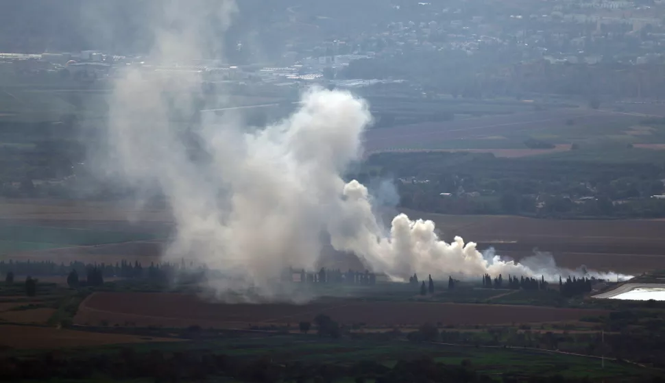 epa11619248 Smoke rise as a as a result of projectiles fired from south Lebanon on northern Israel, in Upper Galilee northern Israel, 22 September 2024. The Israeli military said that about 85 projectiles were identified crossing from Lebanon into several areas in northern Israel on 22 September. Some of the shells were intercepted, and fallen projectiles were located in Kiryat Bialik, Tsur Shalom and Moreshet, igniting fires in the area, the statement added. There are no casualties in the incident. Following the attack on northern Israel the Israel Defense Forces (IDF) said it conducted strikes against Hezbollah targets in Lebanon. EPA/ATEF SAFADI