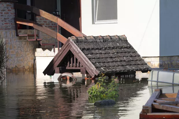Aljma&scaron;, 26. 09. 2024., Aljma&scaron;, Dunav, Dunav - poplava, poplava, u&scaron;će Drave u Dunav, u&scaron;će Dunav - Drava, vikend naselje, reportažaSNIMIO BRUNO JOBST