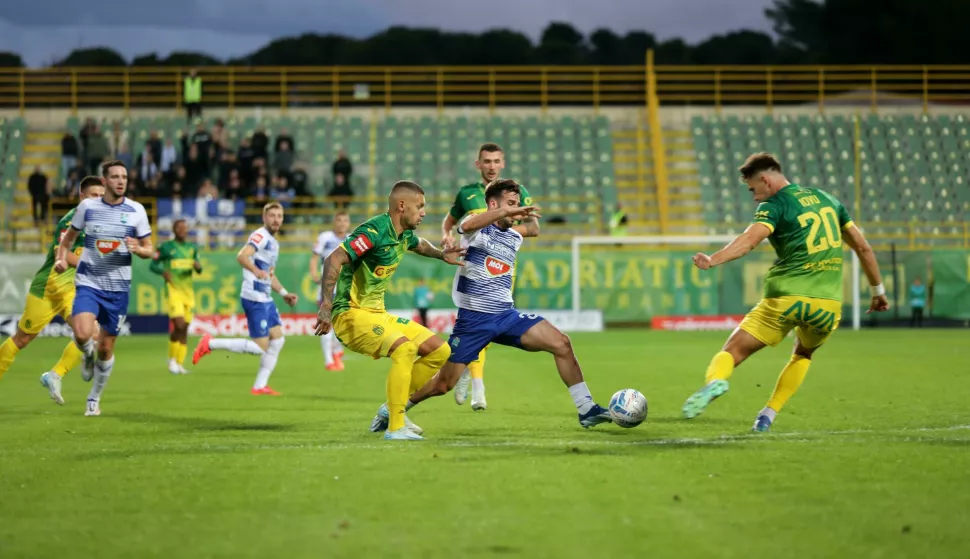 04.10.2024., Pula: U okviru 9.kola SuperSPort HNLa, Istra 1961 ugostila je Osijek. Photo: Sasa Miljevic/PIXSELL/PIXSELL