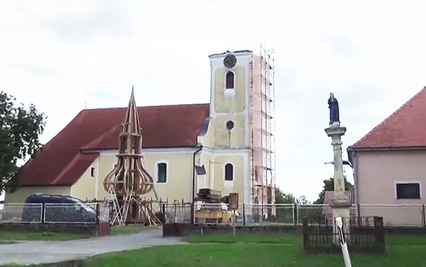 Zvonik u obnovi nakon 73 godine, na lukovicu bakar