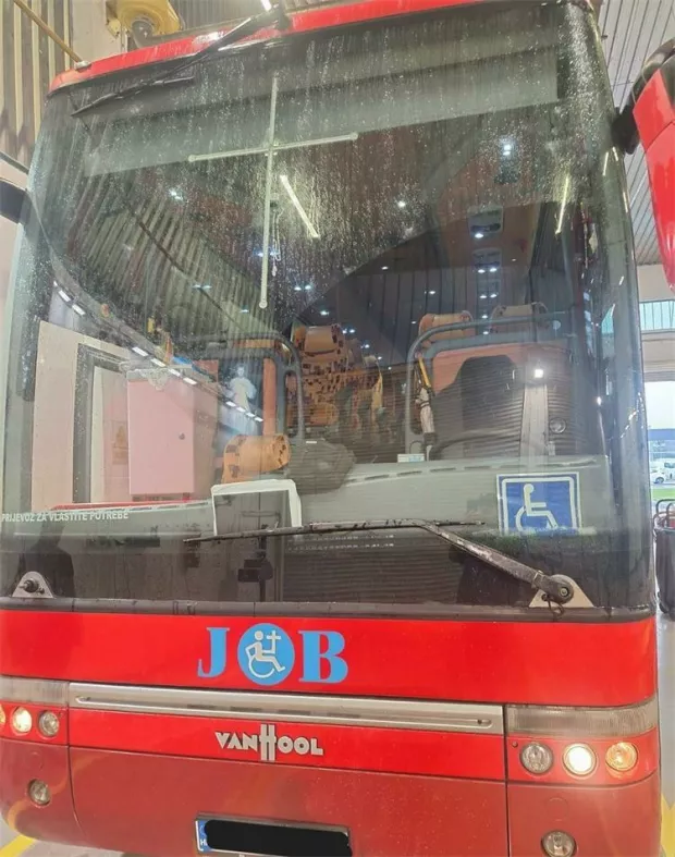 Opasni nedostatci na &scaron;kolskom autobusu koji je prevozio djecu