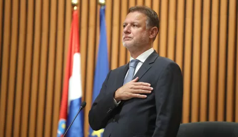 Zagreb, 08.10.2024. - Predsjednik Vlade Andrej Plenković nazočio je redovnoj sjednici Hrvatskog sabora u prigodi obilježavanja Dana Hrvatskog sabora. Uz predsjednika Vlade nazočili su i potpredsjednik Vlade i ministar hrvatskih branitelja Tomo Medved, potpredsjednik Vlade i ministar prostornoga uređenja, graditeljstva i državne imovine Branko Bačić, potpredsjednik Vlade i ministar obrane Ivan Anu&scaron;ić, ministar pravosuđa, uprave i digitalne transformacije Damir Habijan, ministrica za&scaron;tite okoli&scaron;a i zelene tranzicije Marija Vučković i ministar gospodarstva Ante &Scaron;u&scaron;njar. Na fotografiji Gordan Jandroković. foto HINA /Zvonimir KUHTIĆ/ kuzo