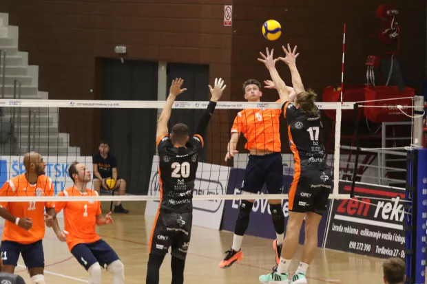 Osijek, 09. 10. 2024, SD Gradski vrt, mala dvorana. Odbojka, Mursa Osijek - Karlovarsko (Če&scaron;ka), Challange Cup.snimio GOJKO MITIĆ