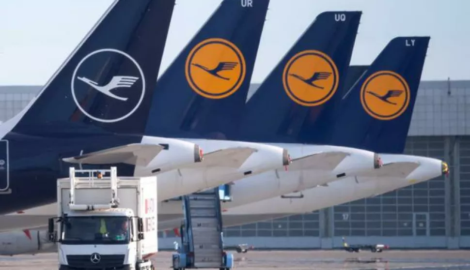 25 June 2020, Bavaria, Munich: Lufthansa aircraft are parked on the apron at Munich Airport. The company's shareholders will decide at the Extraordinary General Meeting on June 25, 2020 whether or not they want the state to become a shareholder for around 300 million euros. Photo: Sven Hoppe/dpa /DPA/PIXSELL