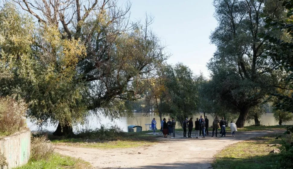 Započinju radovi na izgradnji, uređenju i revitalizaciji arheološkog lokaliteta Vučedol te radovi izgradnje komunalnog pristaništa i uređenje komunalne i turističko-ugostiteljske infrastrukture