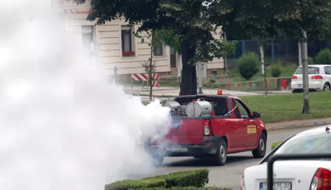 Osijek, 09. 06. 2024., tretiranje komaraca, zaprasivanje komaraca, komarci, zaprasivanje, tretiranje automobilom, tretiranje avionomSNIMIO BRUNO JOBST