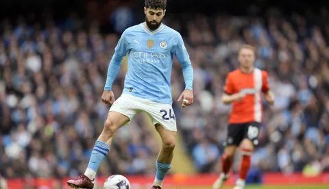 epa11276708 Manchester City's Josko Gvardiol in action during the English Premier League soccer match between Manchester City and Luton Town, in Manchester, Britain, 13 April 2024. EPA/TIM KEETON EDITORIAL USE ONLY. No use with unauthorized audio, video, data, fixture lists, club/league logos, 'live' services or NFTs. Online in-match use limited to 120 images, no video emulation. No use in betting, games or single club/league/player publications.