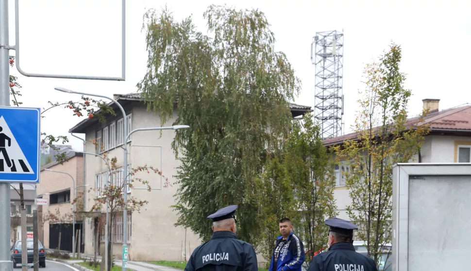 25.10.2024., Bosanska Krupa, Bosna i Hercegovina - Policijska postaja Krupa gdje e maloljetnik jednog poilicajca ubio, a drugog ranio. Photo: Edina Zuko/PIXSELL