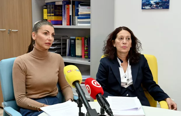 -	RIJEKA, 05. 11. 2024. - Biv&scaron;a ravnateljica Centra za rehabilitaciju, Iva Letina i odvjetnica Katja Jaja&scaron; SNIMIO: VEDRAN KARUZA