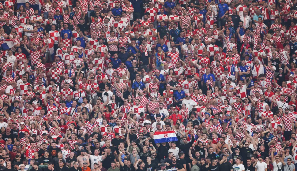 Leipzig, 24.06.2024. - Utakmica 3. kola skupine B na EURU nogometa&scaron;a Hrvatska - Italija. Na fotografiji navijači.foto HINA/ Damir SENČAR/ abu