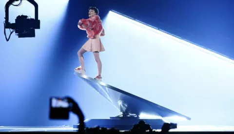 epa11334009 Nemo representing Switzerland with the song 'The Code' performs during the final of the 68th edition of the Eurovision Song Contest (ESC) at the Malmo Arena, in Malmo, Sweden, 11 May 2024. EPA/JESSICA GOW SWEDEN OUT