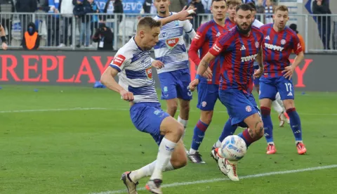 Osijek, 24. 11. 2024, Opus Arena, nogmoet, SupeSport HNL, Osijek - Hajduk. Luka Jelinić (26).snimio GOJKO MITIĆ