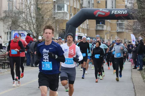 Osijek, 01. 12. 2024, Promenada kod Picassa. Start utrke i prvi dolasci na cilj, utrke Osijek trči - i ti to možeš, daruj svoje kilometre.snimio GOJKO MITIĆ