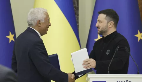 epa11751678 Ukrainian President Volodymyr Zelensky (R) and Antonio Costa (L), President of the European Council, attend a joint press conference after their meeting in Kyiv, Ukraine, 01 December 2024. Antonio Costa arrived in Kyiv to meet with top Ukrainian officials amid the ongoing Russian invasion. EPA/SERGEY DOLZHENKO