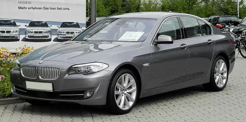 BMW 5 iz 2011.