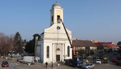 Đakovo - Mala crkva, crkva Svih svetih, sagrađena kao džamija u 16. st., nakon odlaska Turaka pretvorena u katoličku crkvu; počela obnova, ožujak 2021.