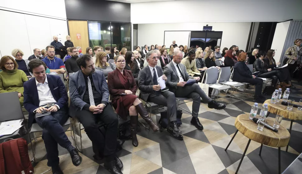 Zagreb, 03.12.2024. - Konferencija "Diskriminacija i zaštita od diskriminacije u Hrvatskoj - 15 godina primjene Zakona o suzbijanju diskriminacije". Na fotografiji Tena Šimonović Einwalter, Milorad Pupovac, Damir Habijan.foto HINA/ Lana SLIVAR DOMINIĆ/ lsd