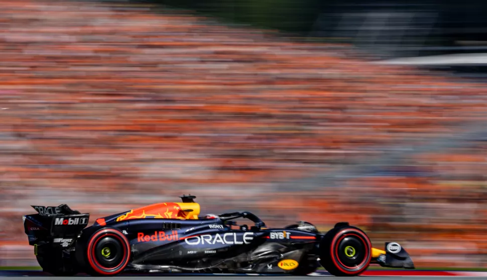 epa11443471 Red Bull Racing driver Max Verstappen of Netherlands in action during the Sprint Qualifying, in Spielberg, Austria, 28 June 2024. The 2024 Formula 1 Austrian Grand Prix will be held at the Red Bull Ring racetrack on 30 June. EPA/MARTIN DIVISEK