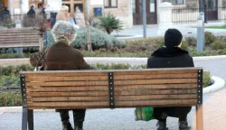 RIJEKA,12.01..2011.RIJEKAILUSTRACIJA PENZIONERI, PENZIONER, UMIROVLJENICI, UMIROVLJENIK, STARIJE OSOBE...SNIMIO SERGEJ DRECHSLER