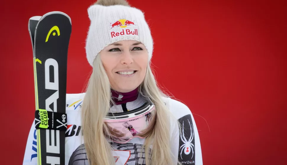 epa07336701 Winner Lindsey Vonn of the United States reacts during the award ceremony for the women's downhill race of the FIS Alpine Ski World Cup event in Garmisch-Partenkirchen, Germany, 04 February 2018. Media reports that Vonn announced to retire from Alpine Skiing after the World Championship in Are, Sweden, on 01 February 2019. EPA/PHILIPP GUELLAND