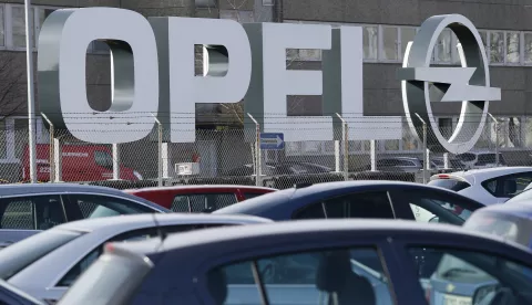 epa07094533 (FILE) - An Opel logo in front of a factory of the German Opel car company in Kaiserslautern, Germany, 08 March 2017 (reissued 15 October 2018). According to media reports, police searched Opel offices in Karlsruhe and Ruesselsheim in connection with investigations on emissions. EPA/RONALD WITTEK