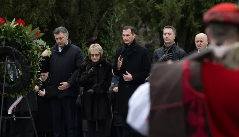 10.12.2024., Zagreb - Obiljezavanje 25. godisnjice smrti prvog hrvatskog predsjednika dr. Franje Tudjmana na Mirogoju. predsjednik Vlade RH Andrej Plenkovic, Nevenka Tudjman, kandidat HDZ-a za predsjednika RH Dragan Primorac, potpredsjednik Vlade i ministar prostornoga uredjenja, graditeljstva i drzavne imovine Branko Bacic Photo: Davor Puklavec/PIXSELL