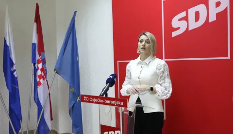 Osijek, 10. 12. 2024, Strossmayerva 5. Press Sanja Bježančević, SDP.snimio GOJKO MITIĆ