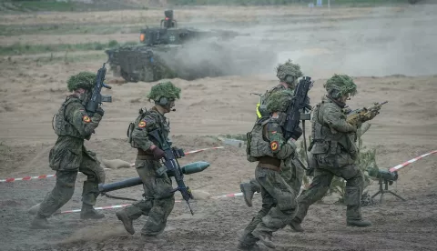 29 May 2024, Lithuania, Pabrade: Bundeswehr soldiers take part in the final day of the NATO exercise Quadriga 2024. At the Paprade military training area, the Bundeswehr demonstrates the capabilities required to defend NATO's eastern flank. Quadriga is the German contribution to the large-scale NATO maneuver Steadfast Defender. Photo: Kay Nietfeld/dpa Photo: Kay Nietfeld/DPA