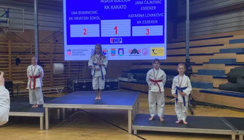 Karate klub EssekerFACEBOOK KK ESSEKER