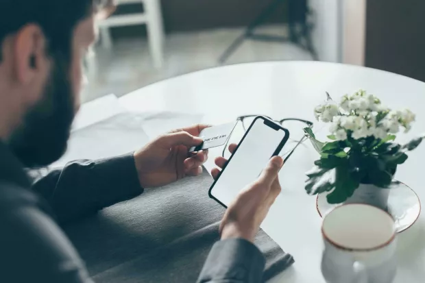 KREDITNA KARTICA PLAĆANJE MOBITEL