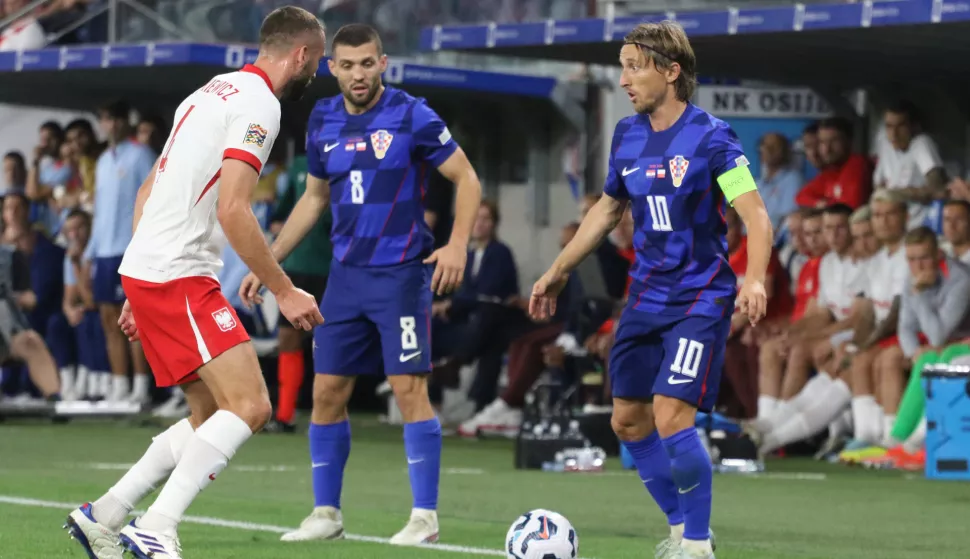 Osijek, 08. 09. 2024, Opus Arena, UEFA Nations League, nogometna utakmica Hrvatska - Poljska. Mateo Kovačiić (8) i Luka Modrić (10)snimio GOJKO MITIĆ