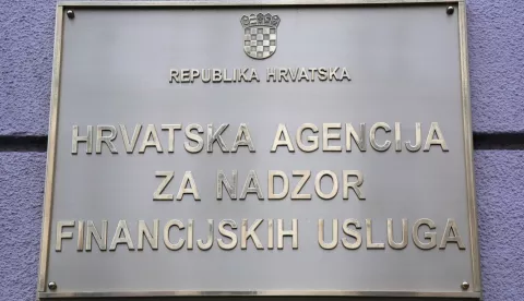 Zagreb, 01.02.2019 -Konferencija za medije Hrvatske agencije za nadzor financijskih usluga (Hanfa) povodom pribliavanja brojci od 100 milijardi kuna imovine obveznih mirovinskih fondova. Tim su se povodom osvrnuti na rad i poslovanje mirovinskih fondova u Hrvatskoj i novosti koje donose zakonske promjene. Na fotografiji natpisna ploča u Račkoga 6. foto HINA /Zvonimir KUHTIĆ/ zk