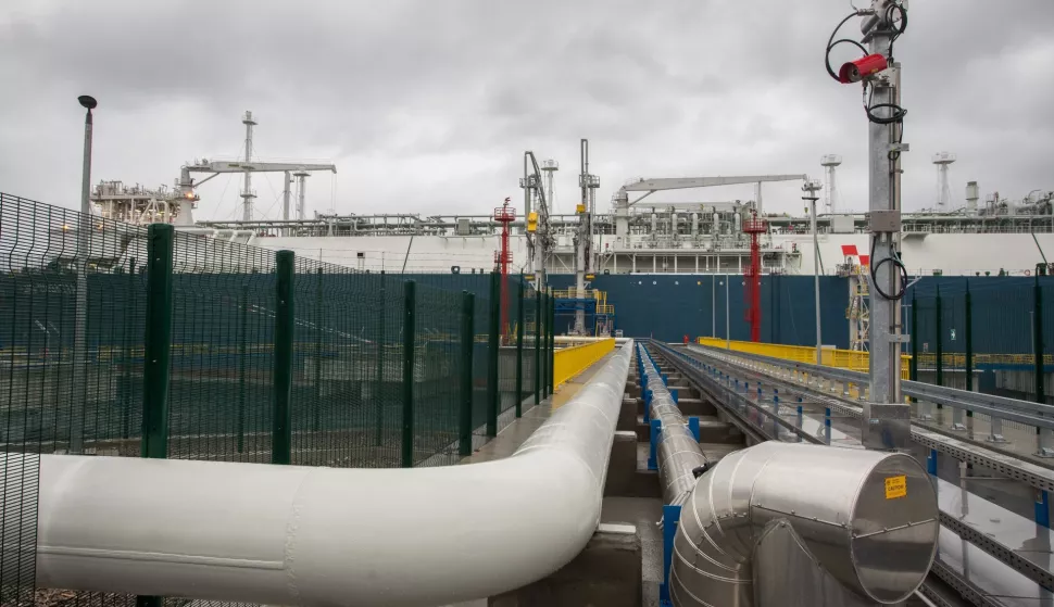 29.01.2021. Omisalj - Plutajuci LNG terminal u Omislju i spojni plinovod Zlobin – Omisalj, kojim ce ukapljeni prirodni plin (UPP/LNG) otpravljati u hrvatski transportni plinski sustav i do kupaca svecano su u petak pusteni u rad. Svecanom pusatanju u rad prisustvovali su Photo: Nel Pavletic/PIXSELL