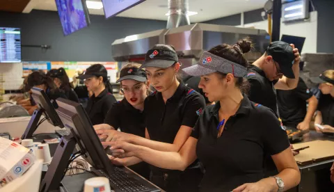 19.10.2022., Osijek - Otvorenje Domino's pizza fransize u Gacka Retail parku Photo: Borna jaksic/PIXSELL