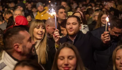 31.12.2023., Osijek - Docek nove 2024. godine na Trgu Vatroslava Lisinskog u Tvrdji. Photo: Borna Jaksic/PIXSELL