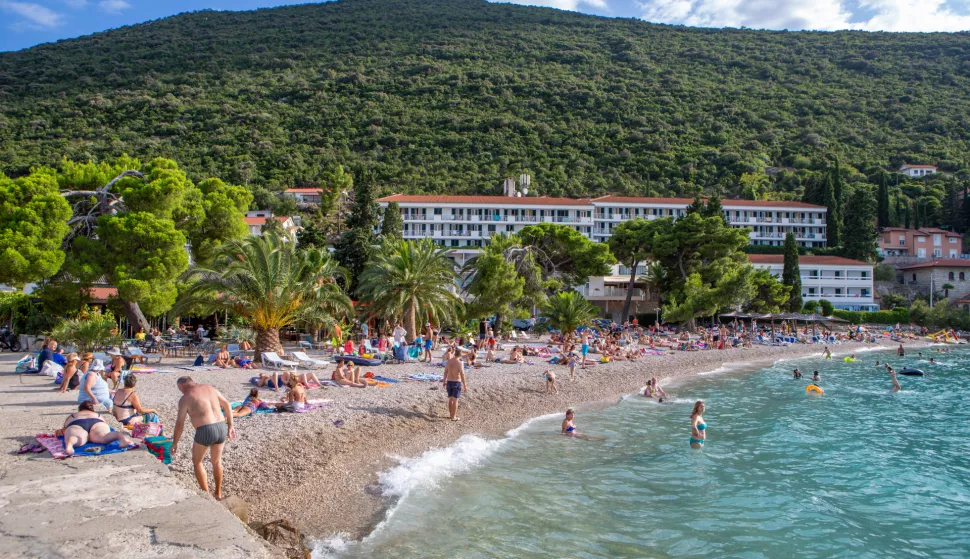 04.08.2019., Trpanj, poluotok peljesac - Mjesto Trpanj na poluotoku Peljescu.rPhoto: Grgo Jelavic/PIXSELL