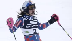 epa11807157 Zrinka Ljutic of Croatia reacts in the finish area during the second run of the Women's Slalom race at the FIS Alpine Skiing World Cup in Kranjska Gora, Slovenia, 05 January 2025. EPA/ANTONIO BAT